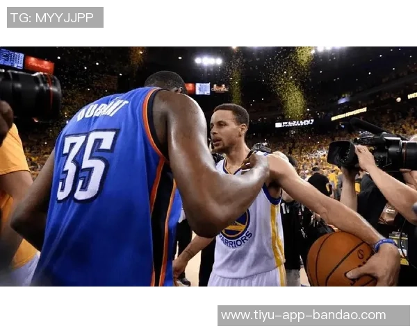 KD回忆19年总决赛复出时的神奇表现让人期待抢七大战